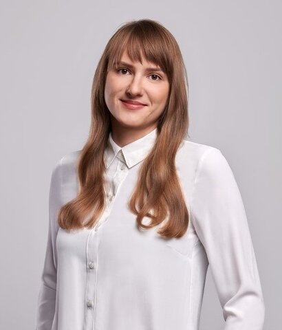 Dr Beata Mazur